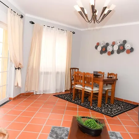 The Quiet Loft D'el Rey Golf Apartamento Amoreira (Leiria)